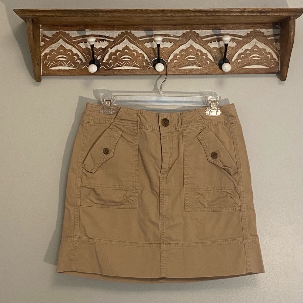 💖 Banana Republic Khaki Skirt